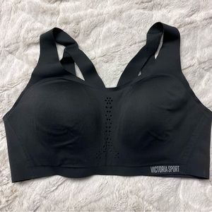 Victoria’s Sport Bra 36D